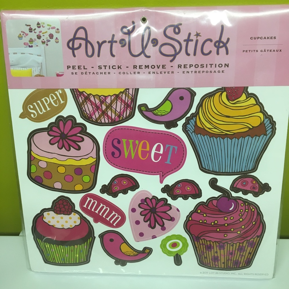 Kitchen Art•U•Stick Wall Decor New Sweet Cupcake designs